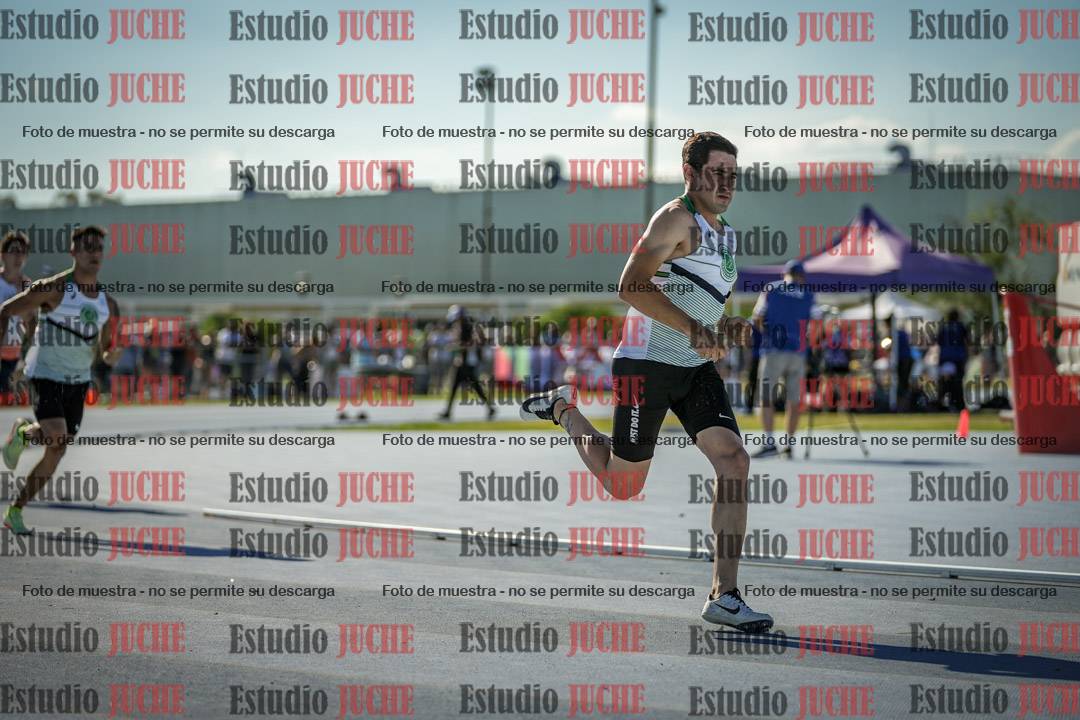 Fotos de los 400 m llanos de varones