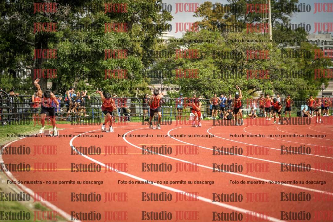 Fotos de los 200 m llanos de varones