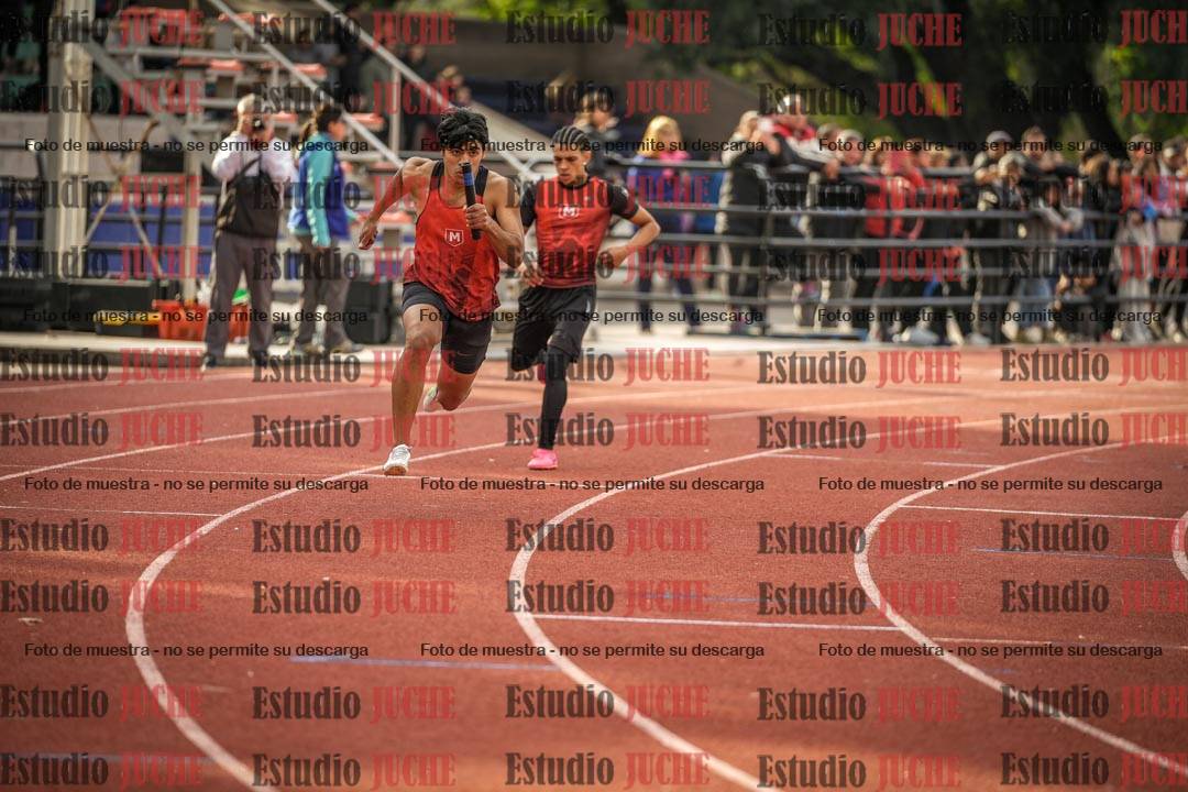 Fotos de las postas 4x400 m llanos de varones