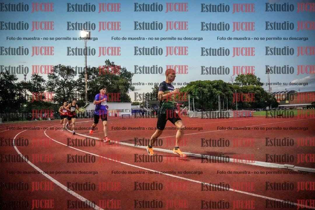Fotos de los 1500 m llanos de varones