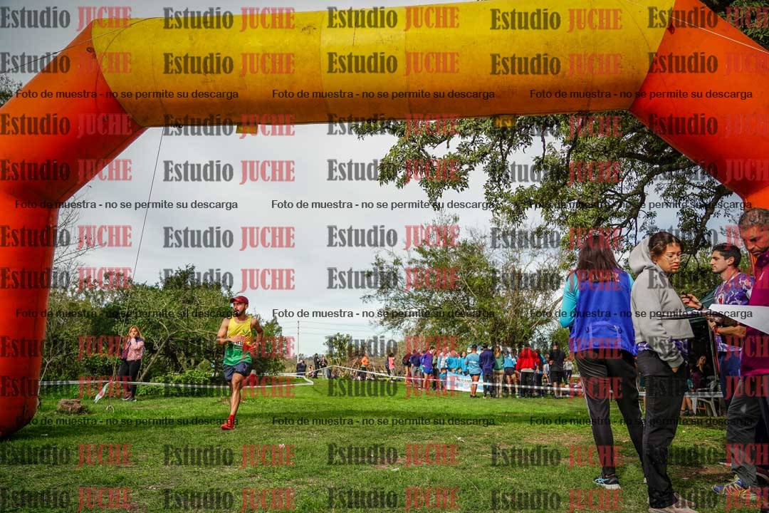 Fotos de la llegada del cross de 8000 m
