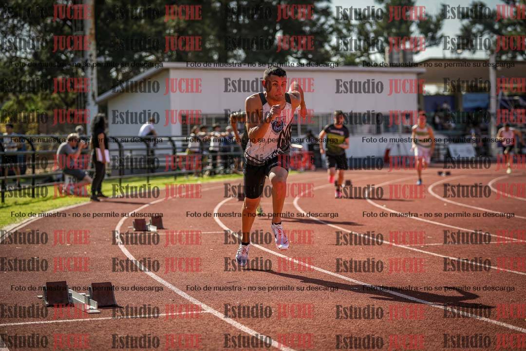 Fotos de los 400 m llanos de varones