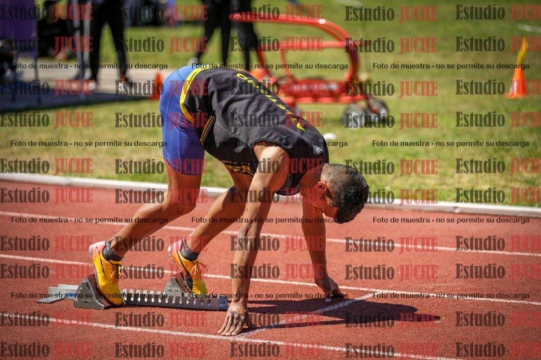 Fotos de los 400 m llanos de varones