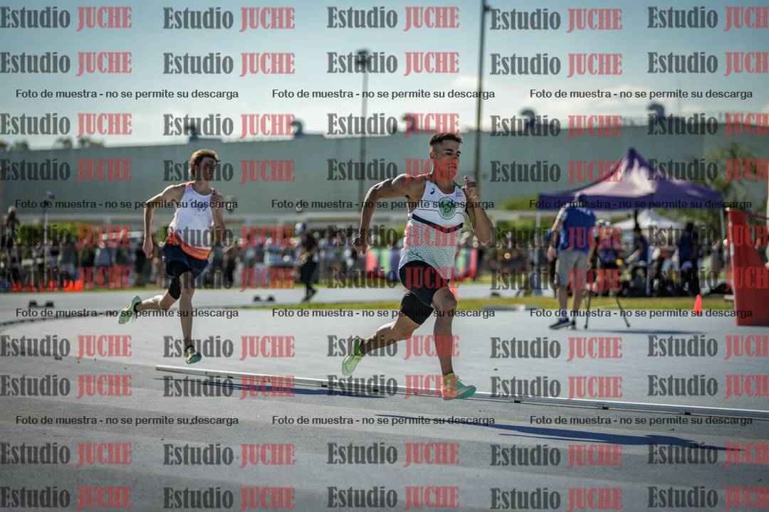 Fotos de los 400 m llanos de varones