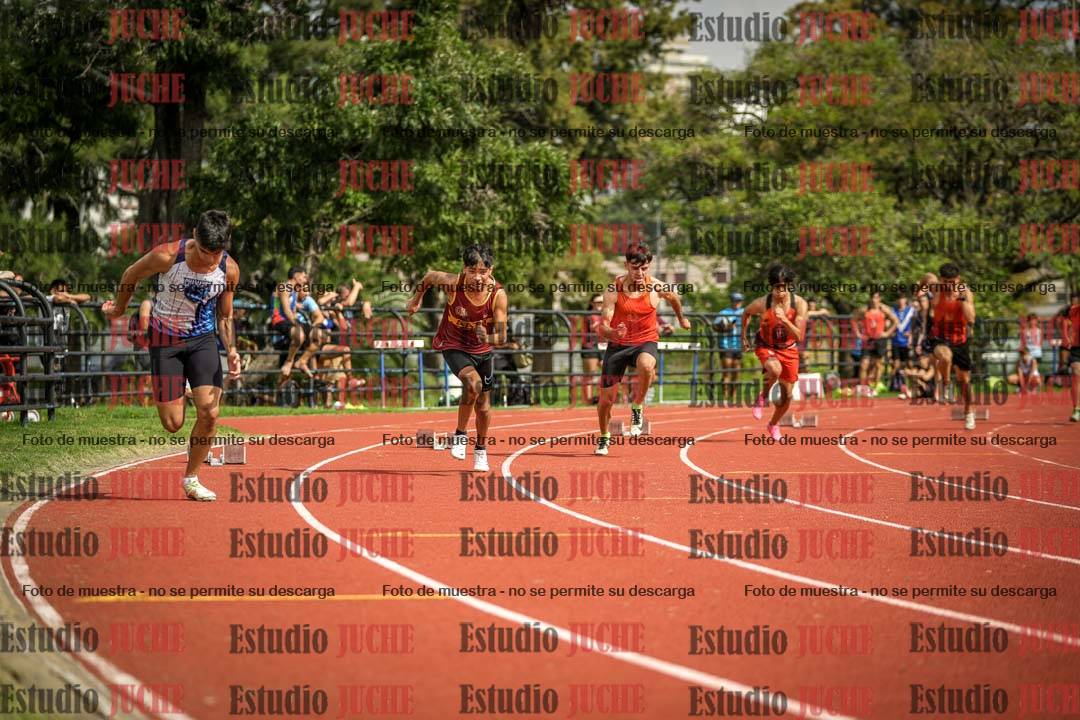 Fotos de los 200 m llanos de varones