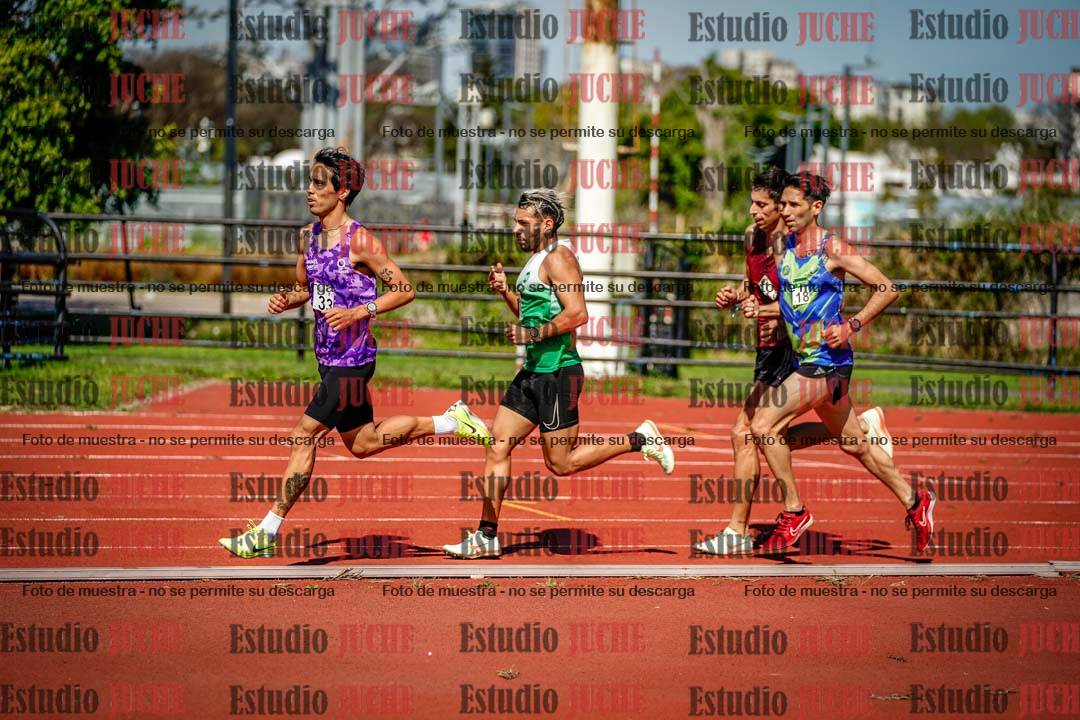 Fotos de los 5000 m llanos de mujeres y varones