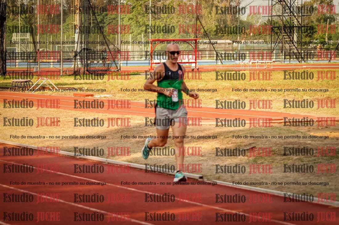 Fotos de los 5000 m llanos de mujeres y varones