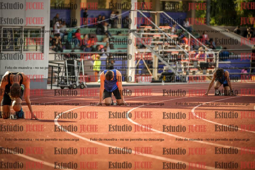 Fotos de los 400 m llanos de varones