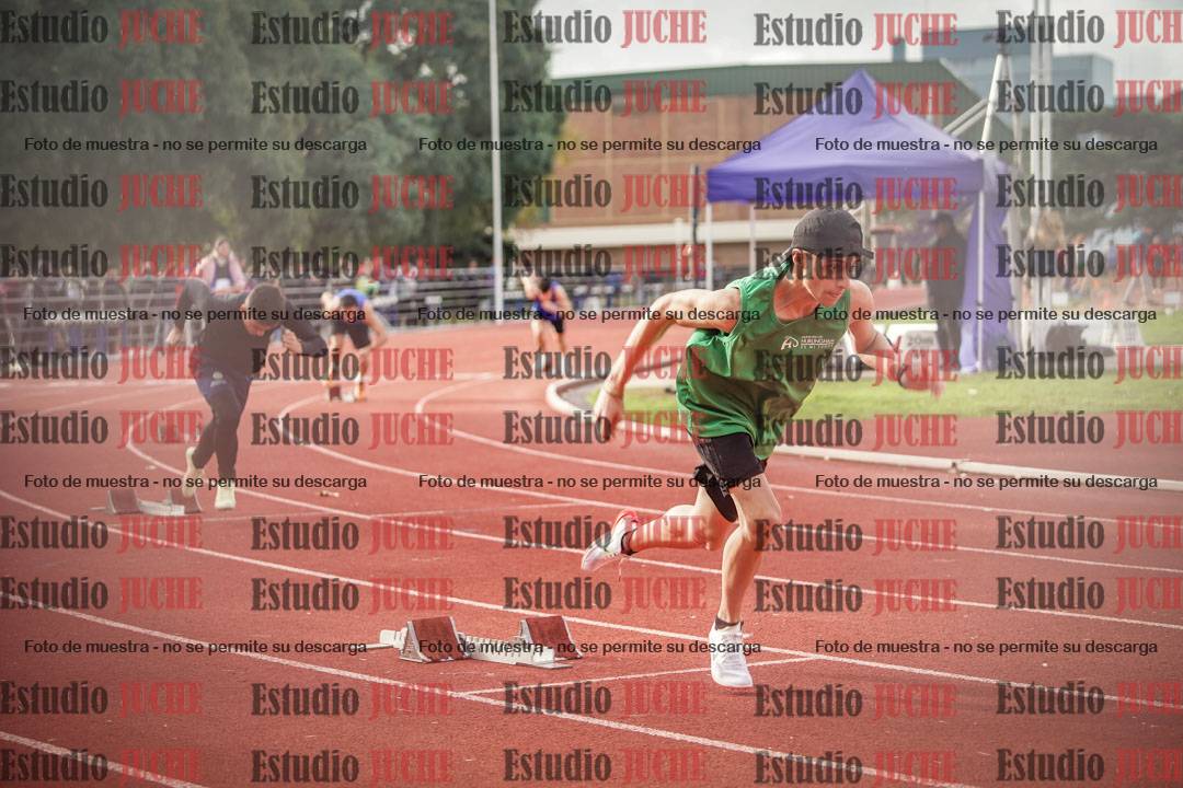 Fotos de los 400 m llanos de varones