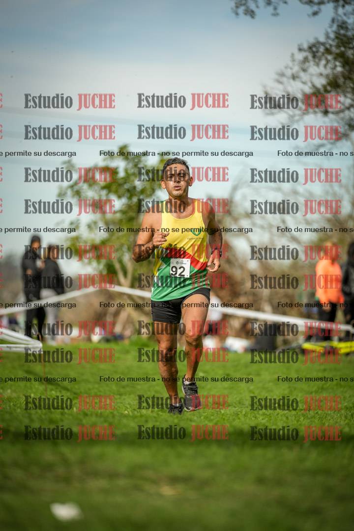 Fotos de la llegada del cross de 8000 m