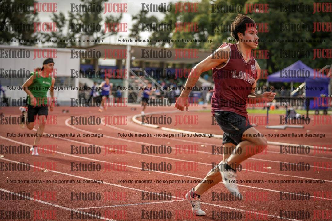 Fotos de los 400 m llanos de varones