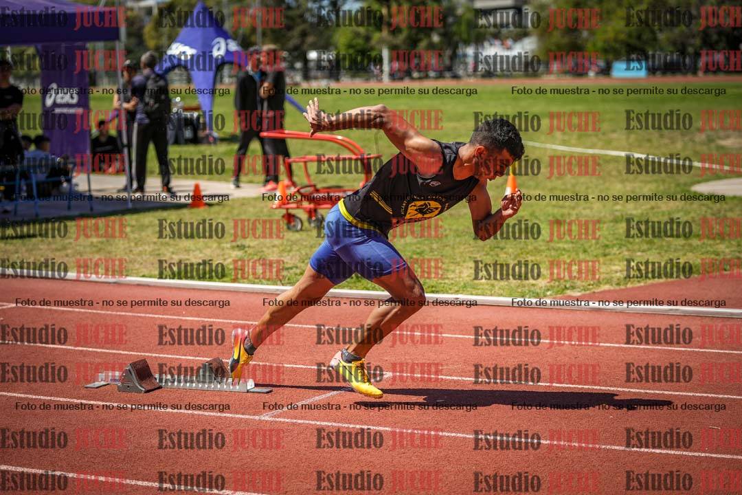 Fotos de los 400 m llanos de varones