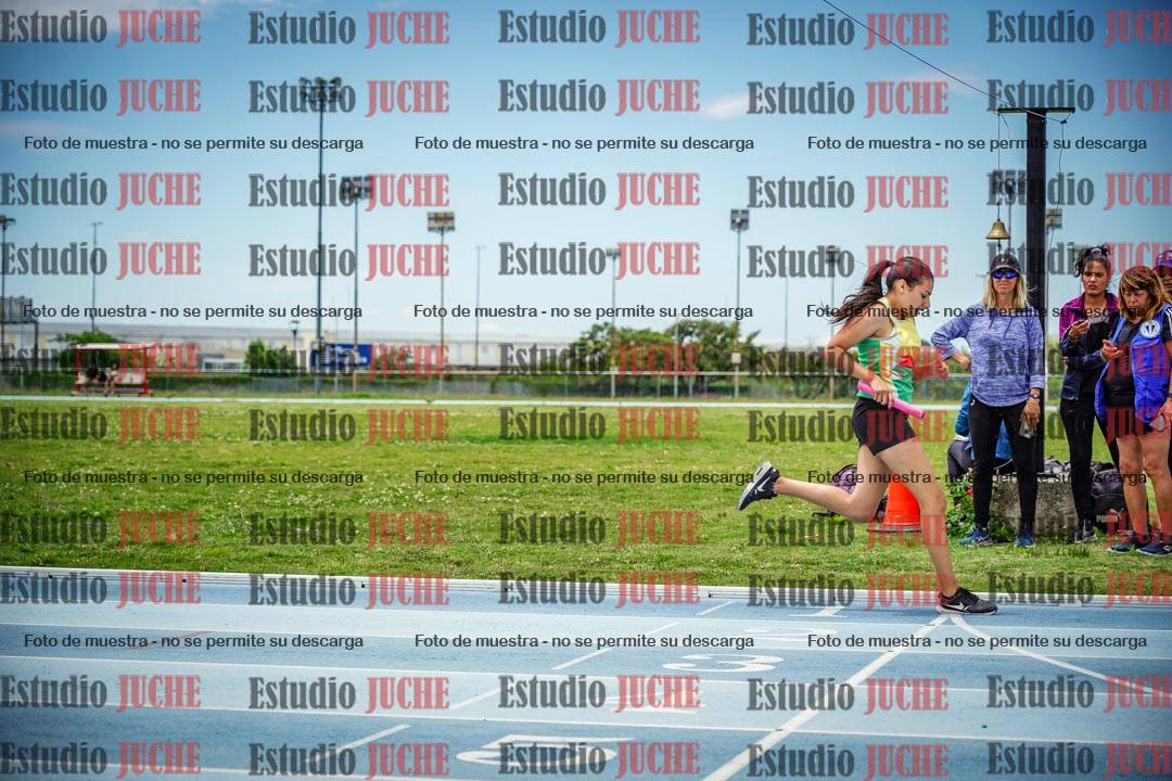 Fotos de las postas 4x200 m llanos de mujeres