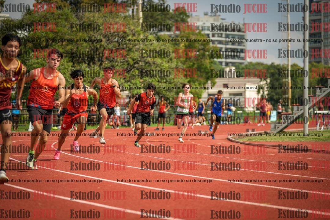 Fotos de los 200 m llanos de varones