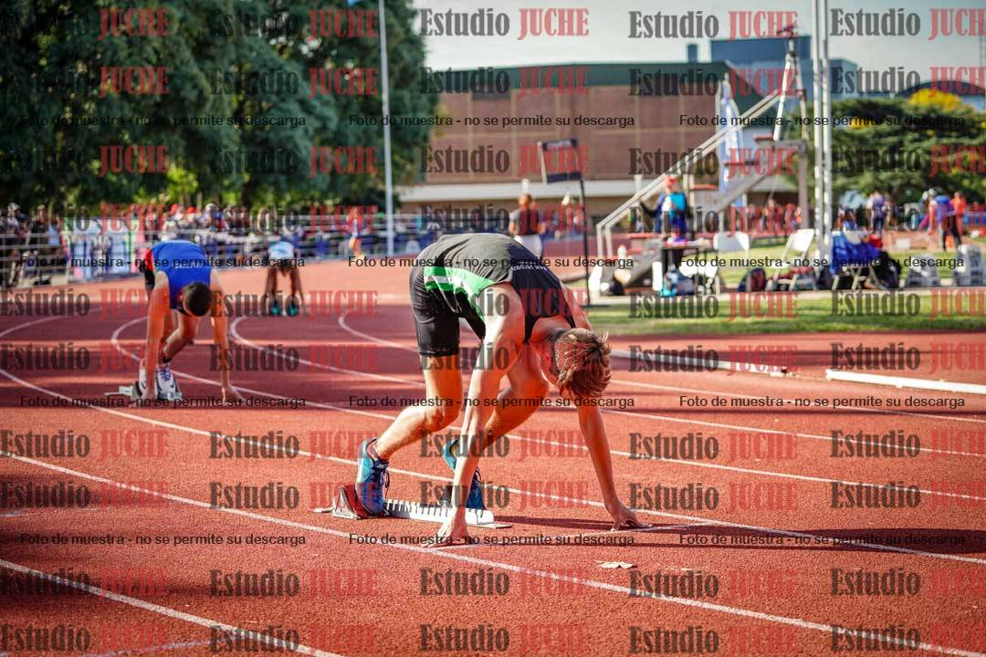 Fotos de los 400 m llanos de varones