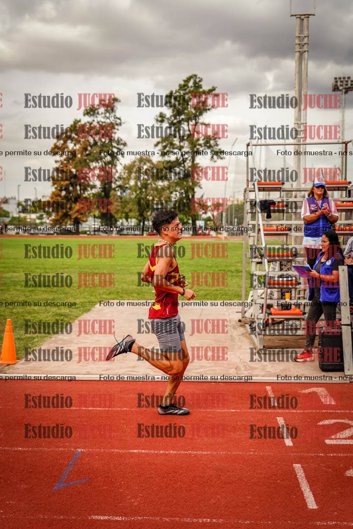 Fotos de los 800 m de varones