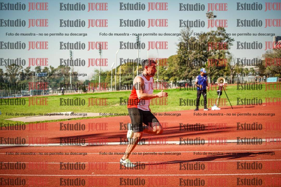 Fotos de los 400 m llanos de varones