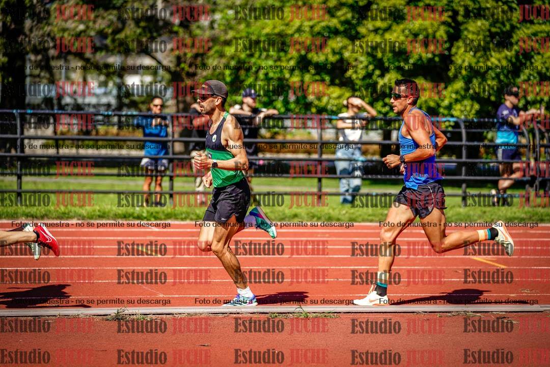 Fotos de los 5000 m llanos de mujeres y varones