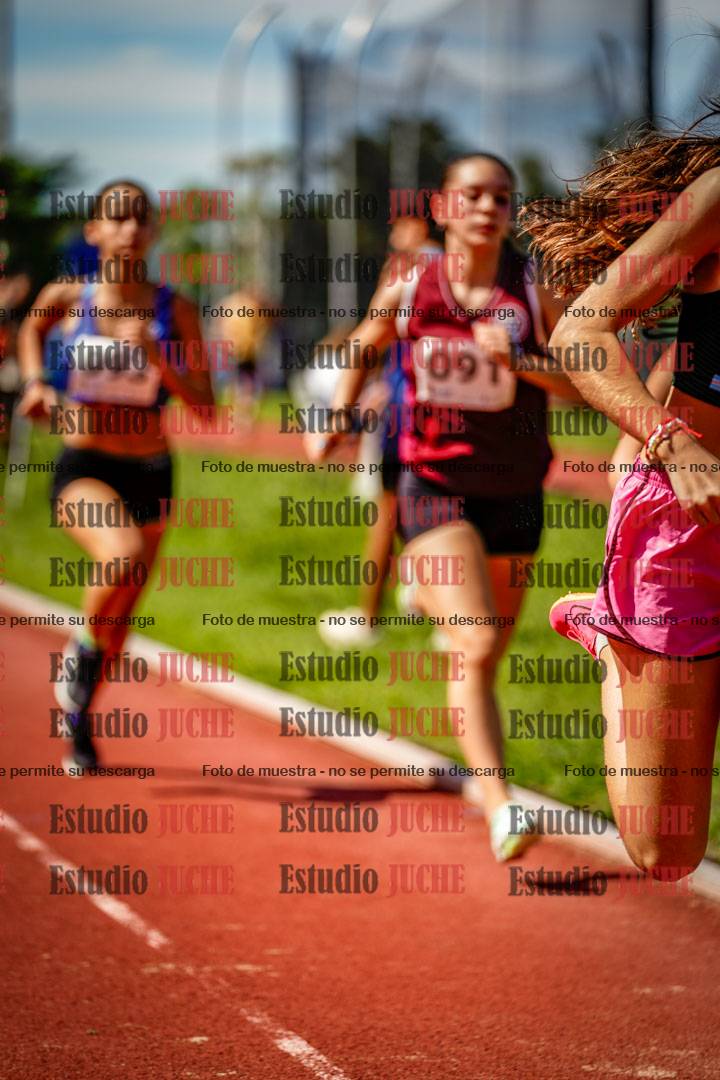 Fotos de los 600 m de mujeres