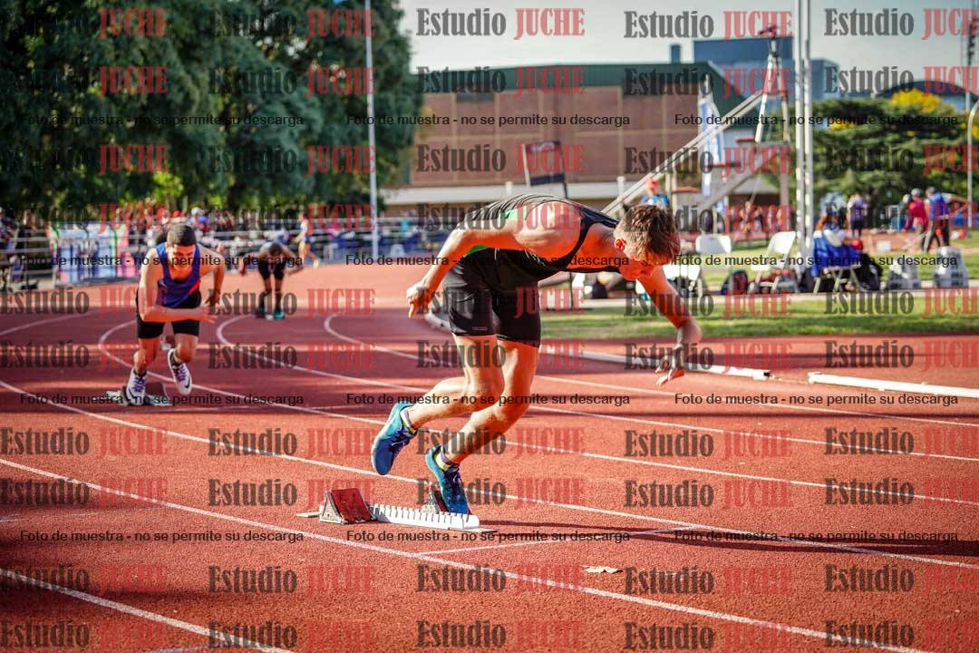Fotos de los 400 m llanos de varones