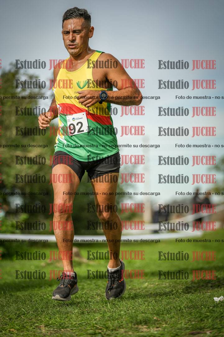 Fotos de la llegada del cross de 8000 m