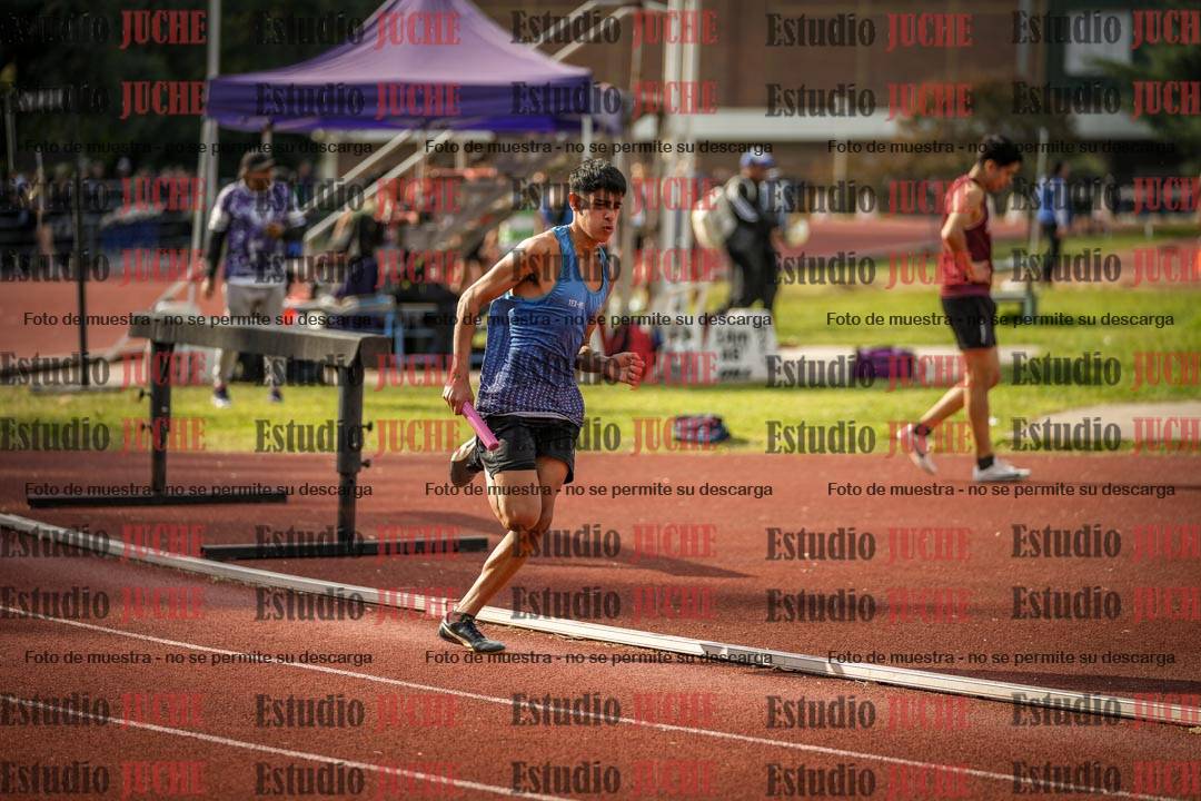 Fotos de las postas 4x400 m llanos de varones