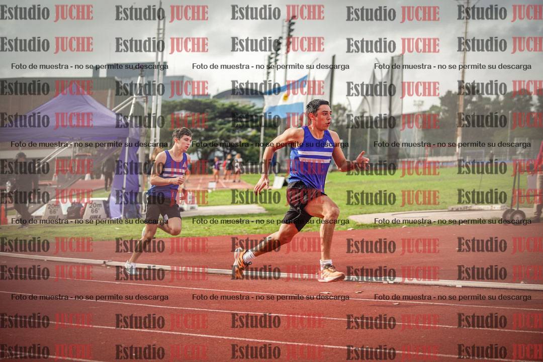 Fotos de los 400 m llanos de varones