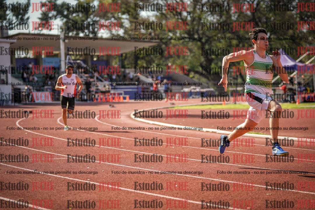 Fotos de los 400 m llanos de varones