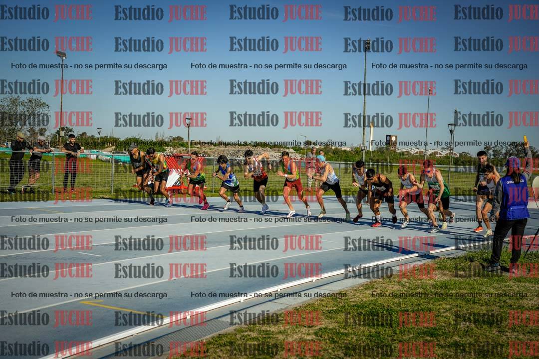 Fotos de los 1500 m llanos de varones