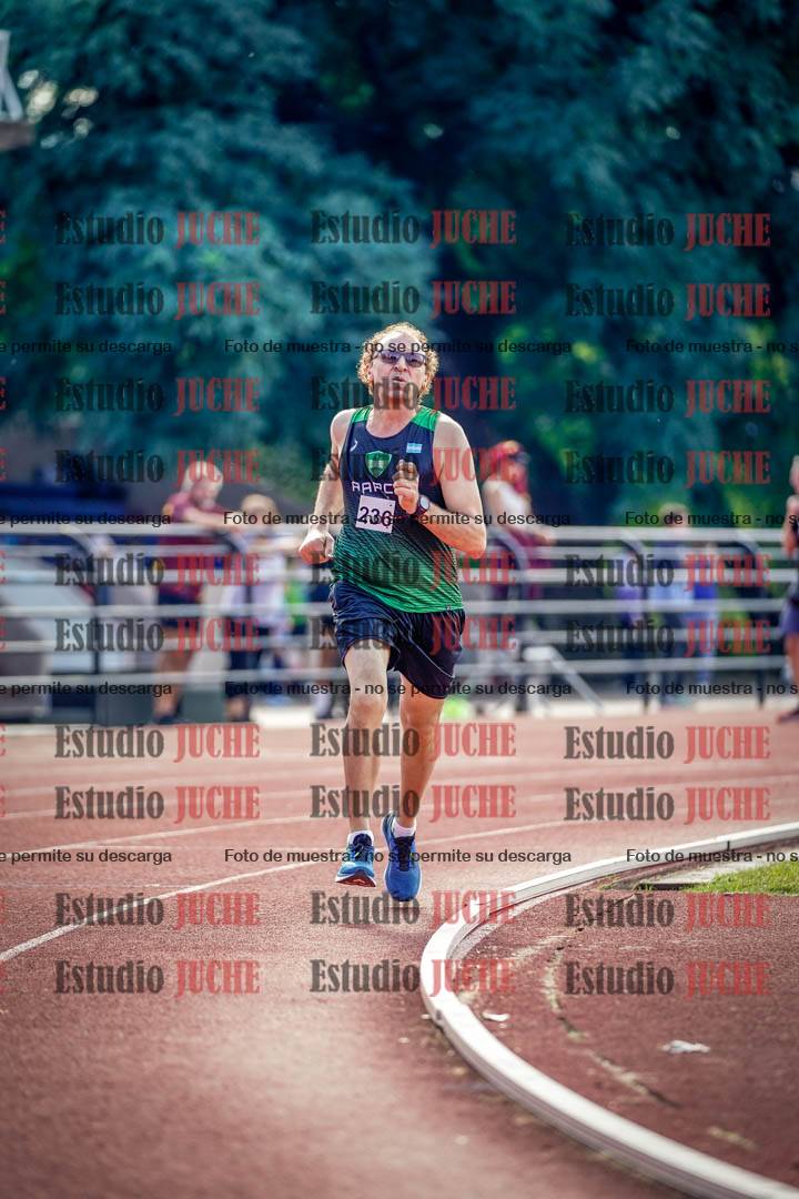 Fotos de los 800 m llanos de varones