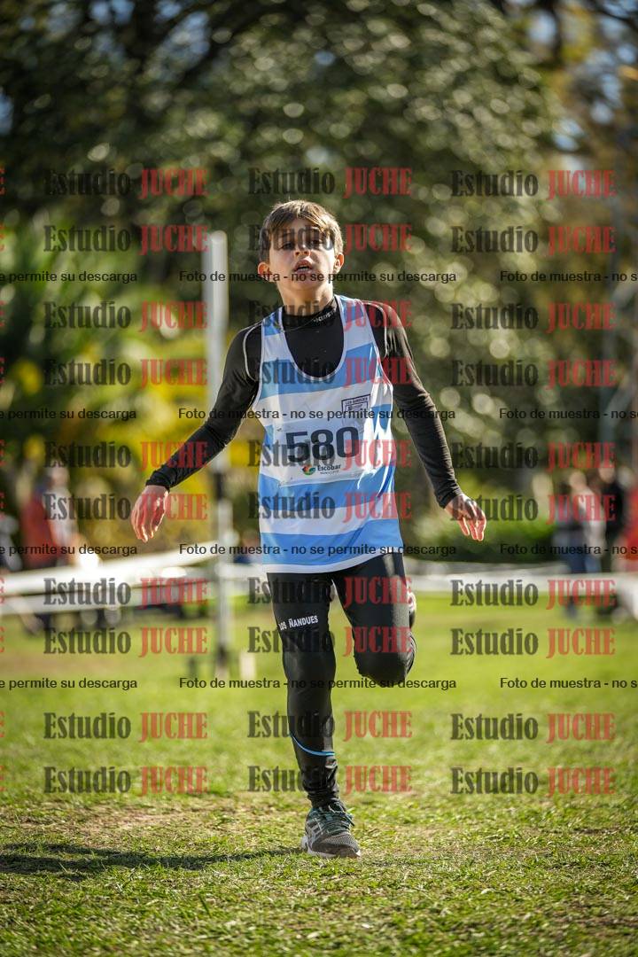 Fotos de la llegada del cross de 1000 m