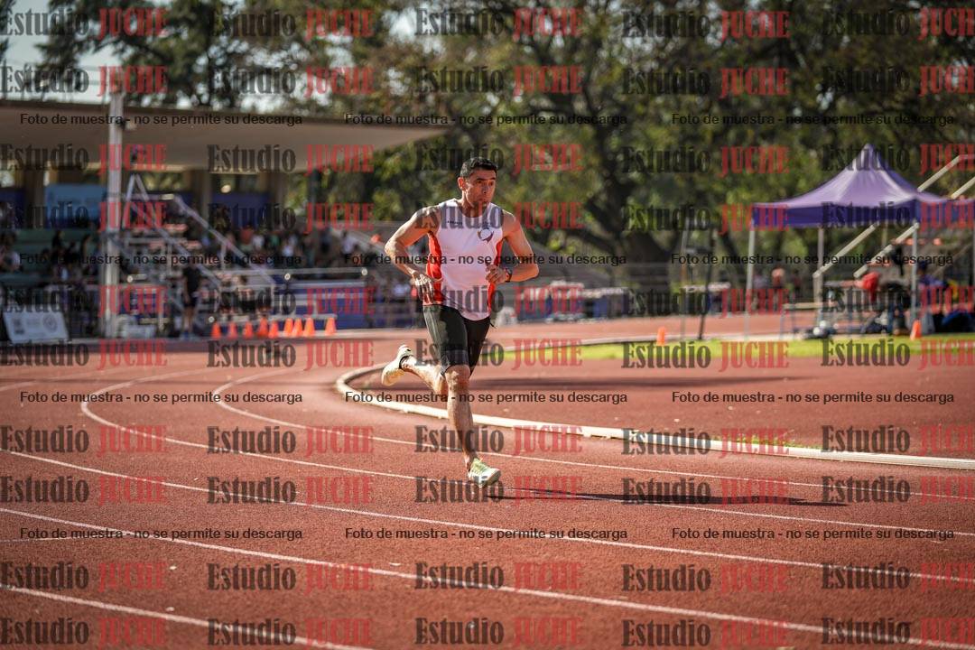 Fotos de los 400 m llanos de varones