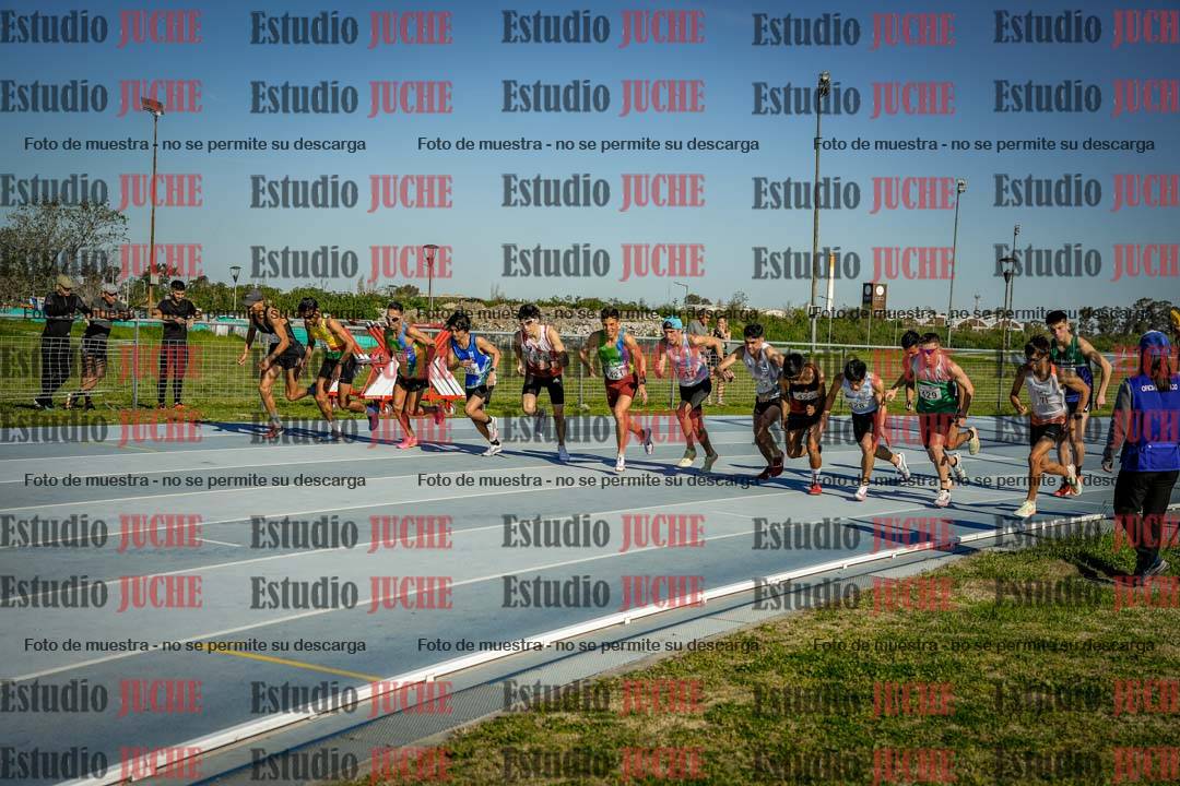 Fotos de los 1500 m llanos de varones
