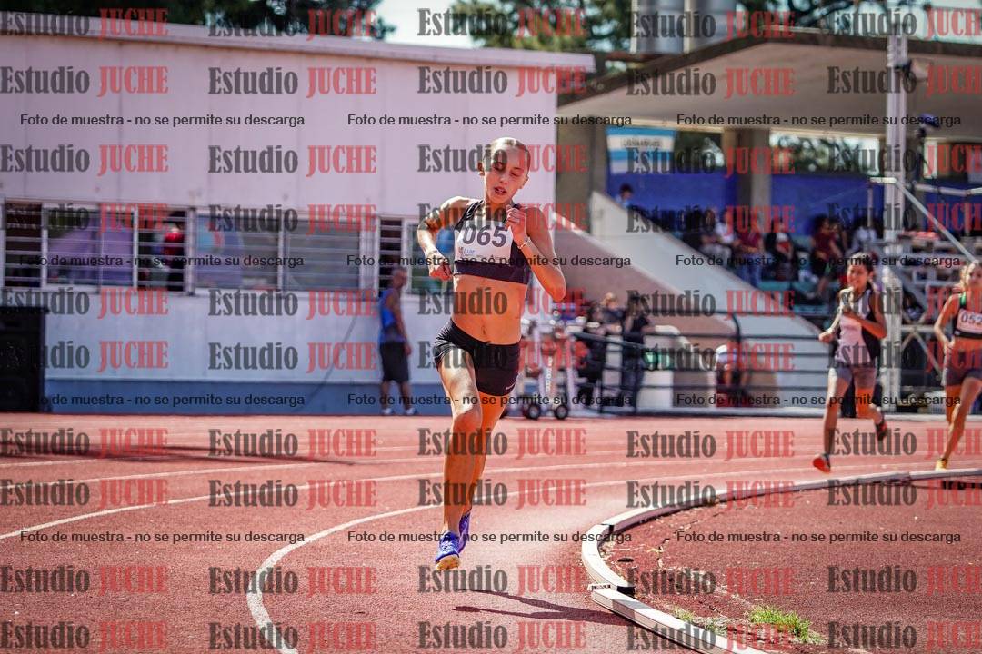Fotos de los 600 m de mujeres