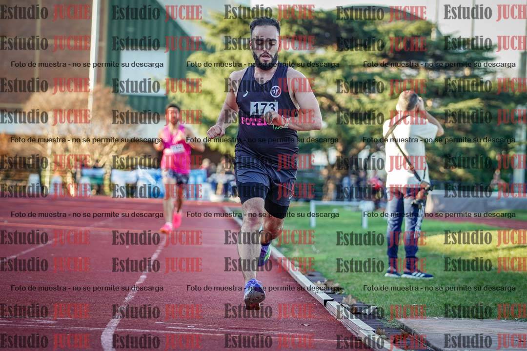 Fotos de los 3000 m llanos de varones