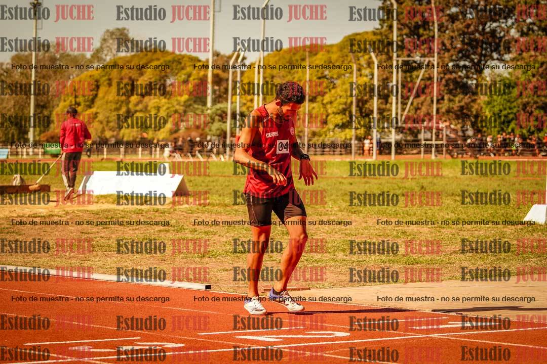 Fotos de los 800 m llanos de varones