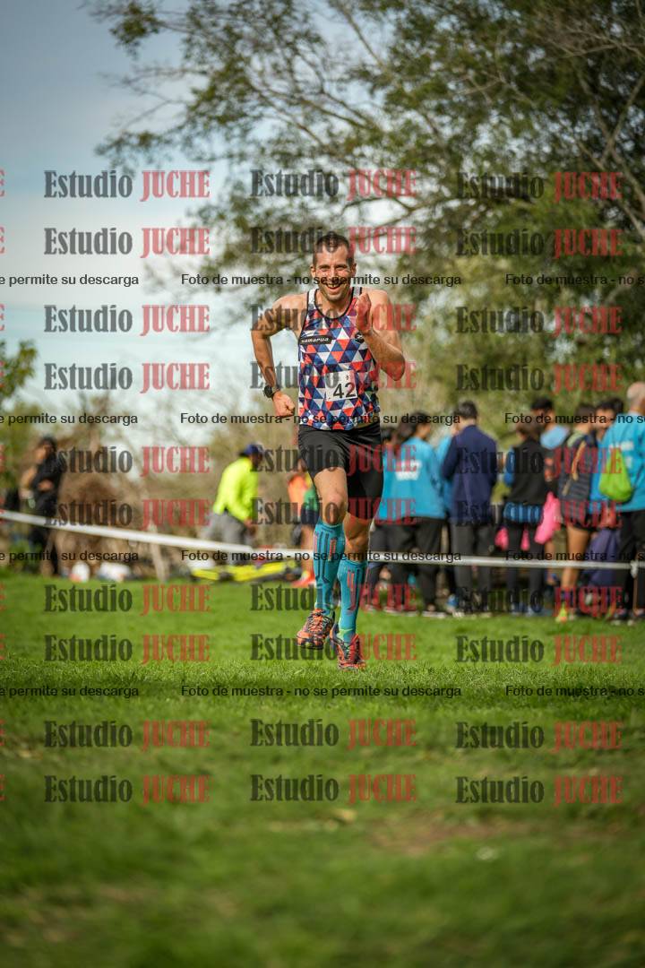 Fotos de la llegada del cross de 8000 m