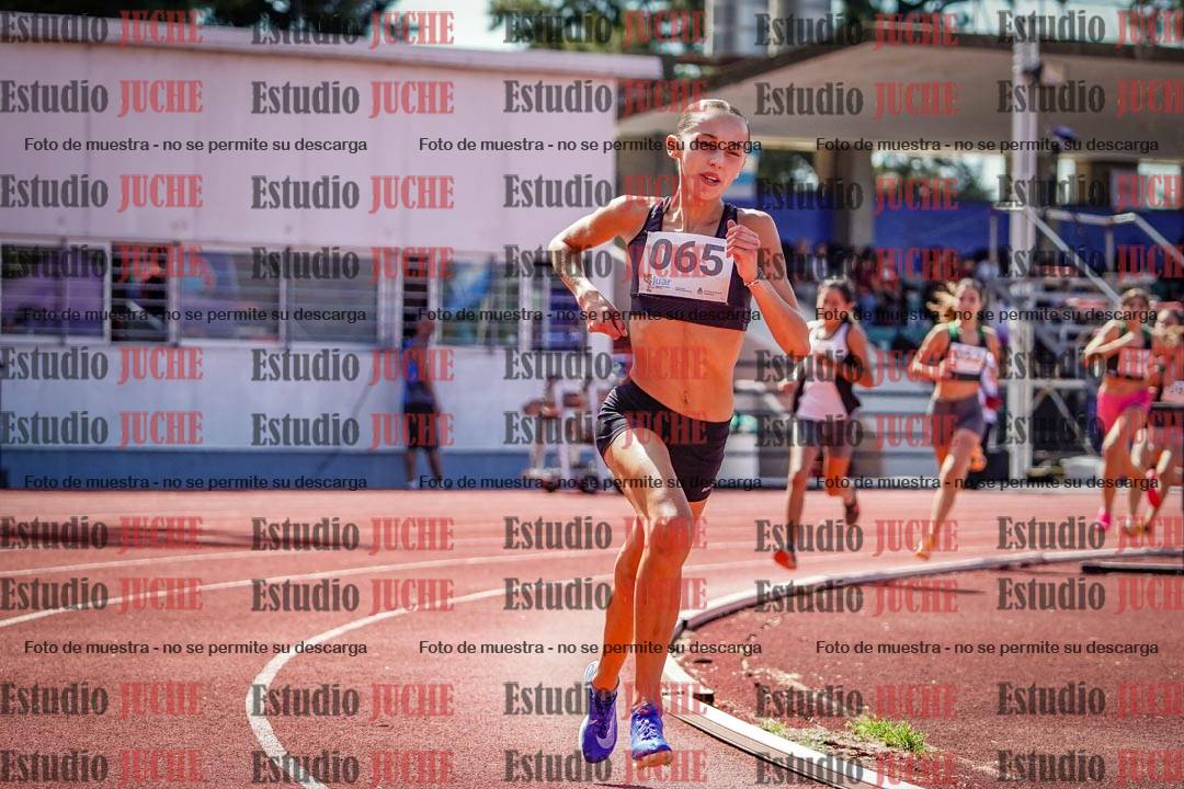 Fotos de los 600 m de mujeres