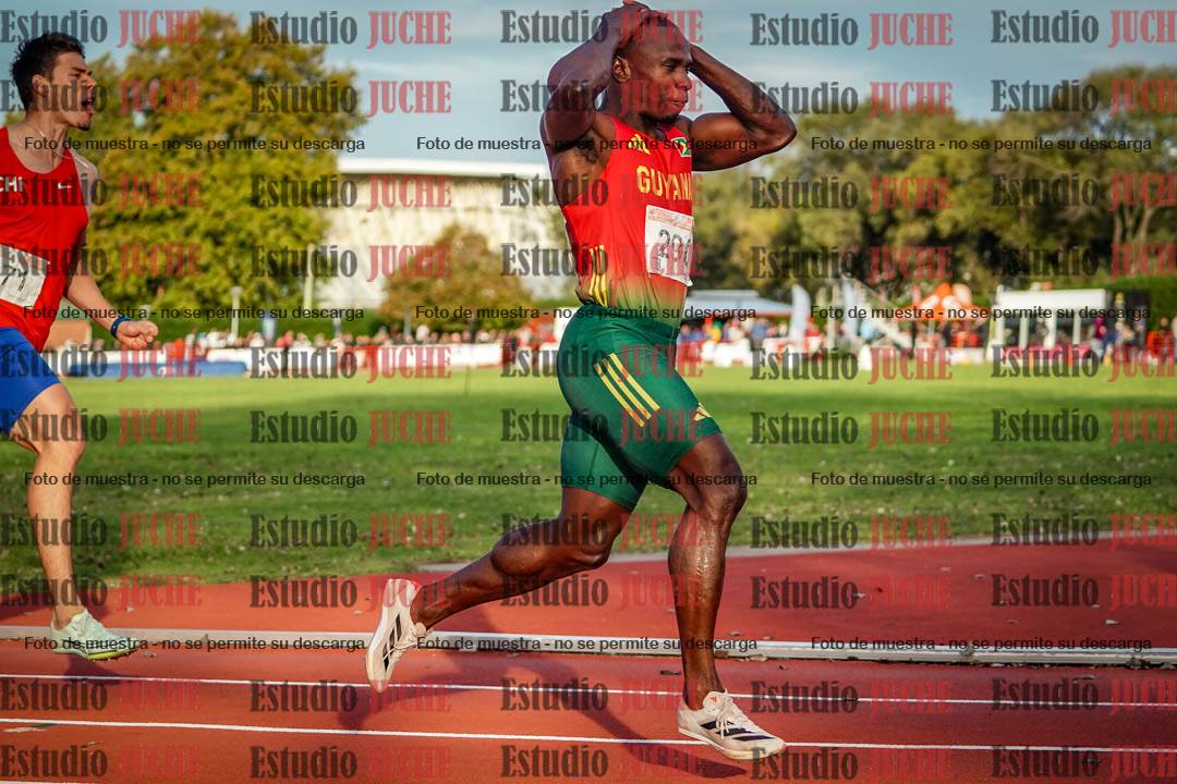 Fotos de los relevos 4x100 m de varones