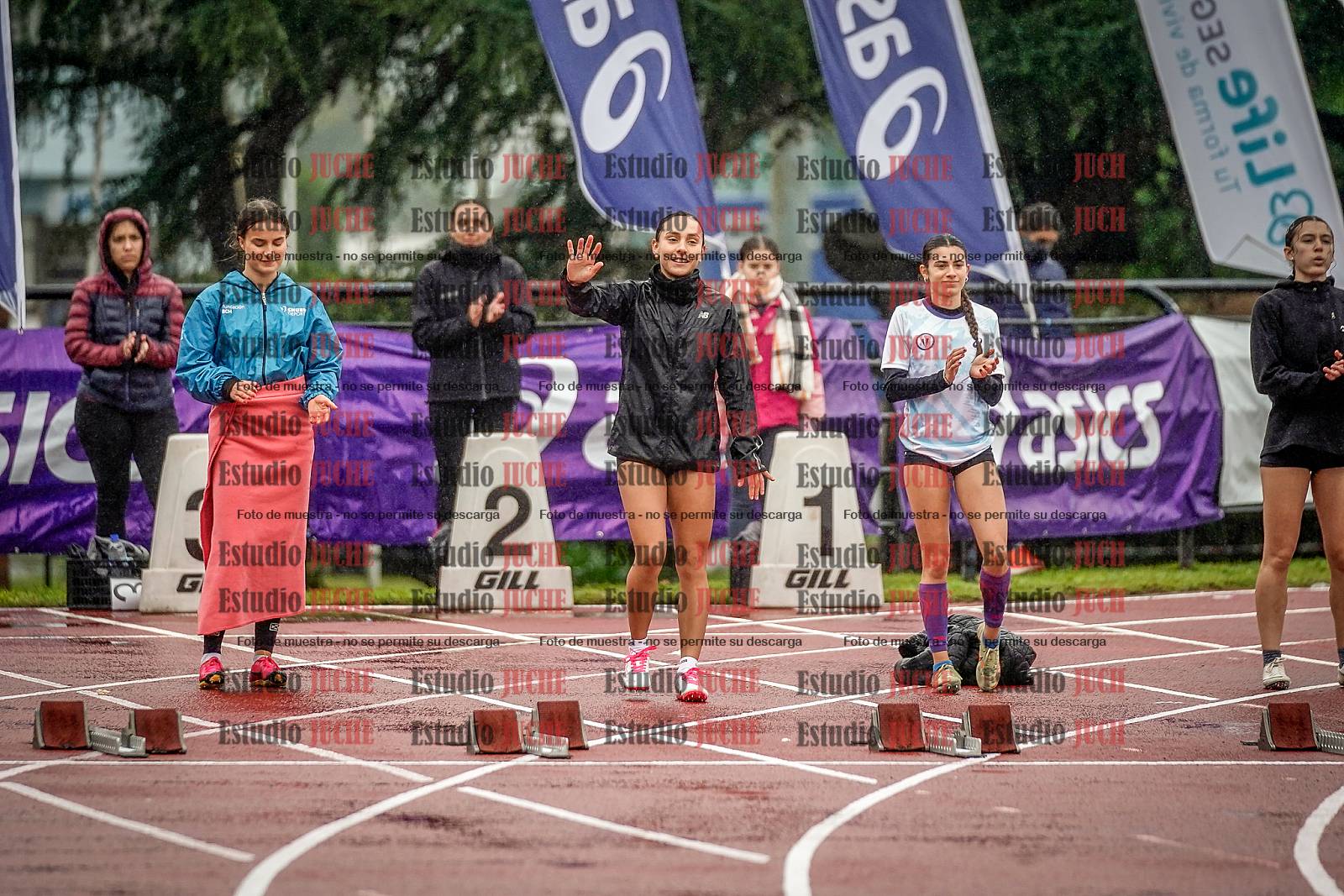 Fotos de los 100 m llanos de mujeres - FINAL
