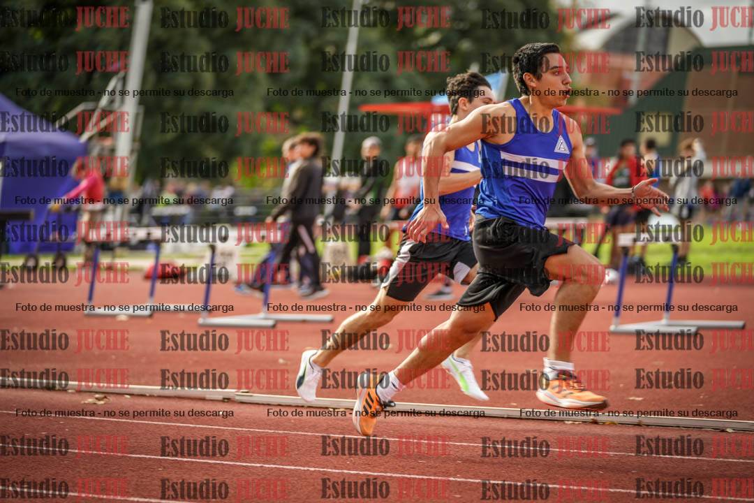 Fotos de los 400 m llanos de varones