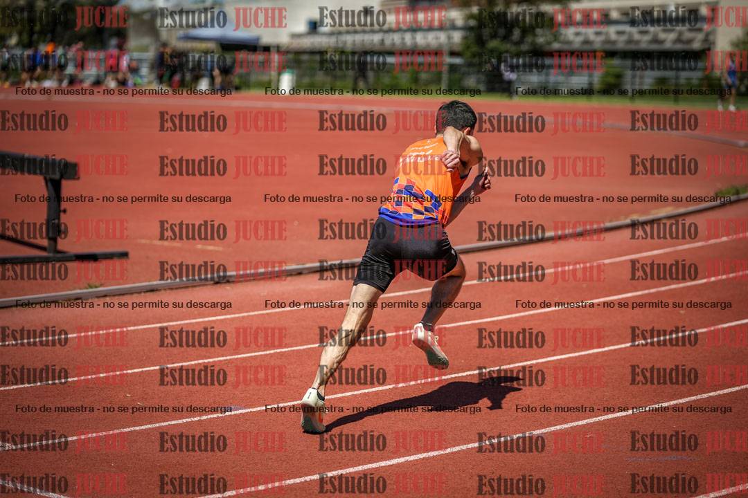Fotos de los 400 m llanos de varones
