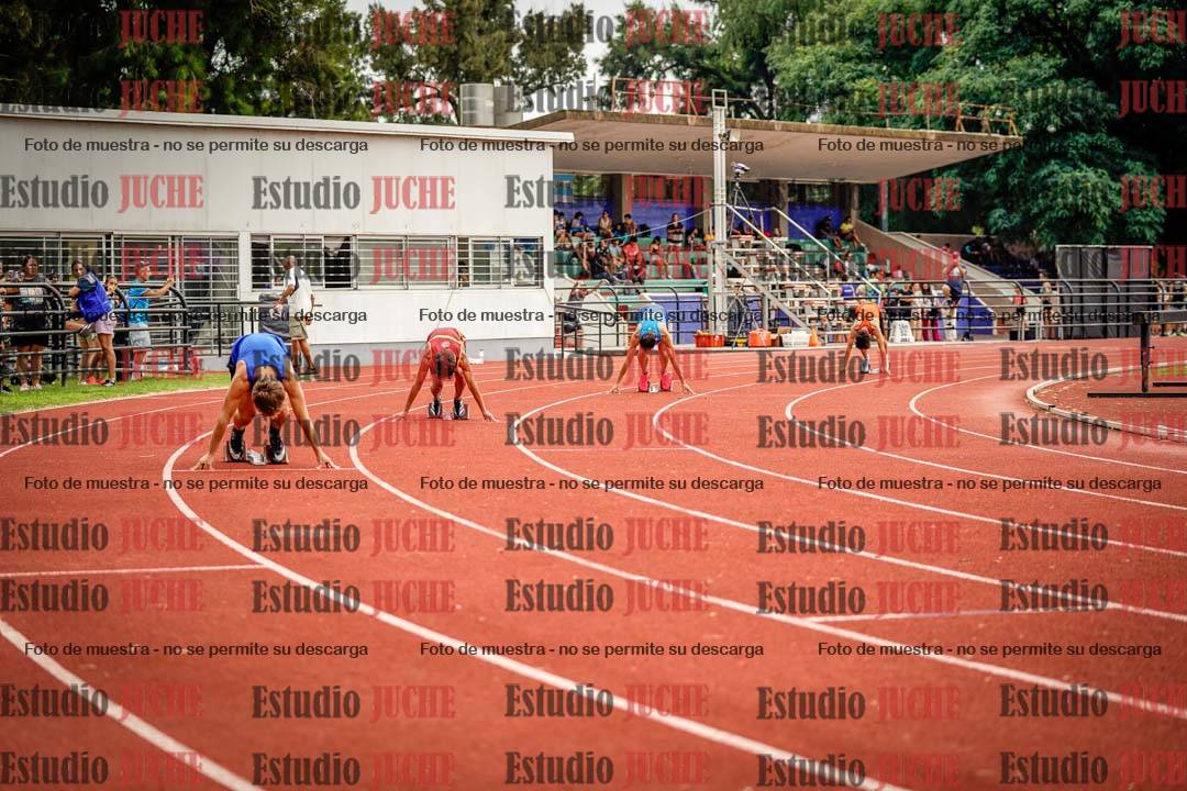 Fotos de los 400 m con vallas de varones
