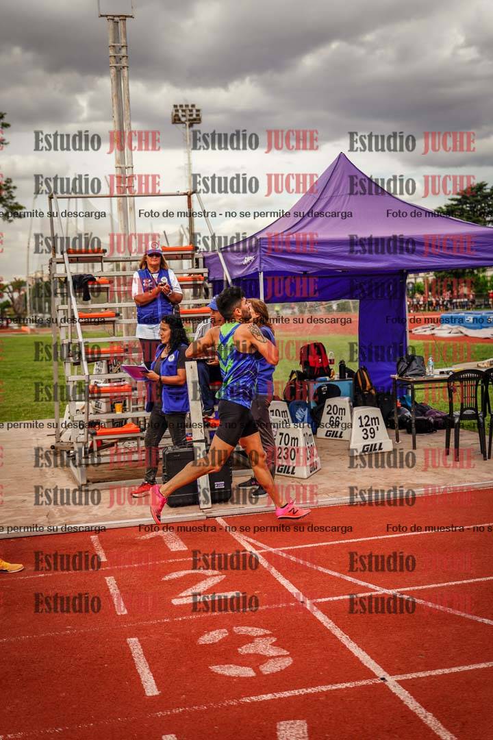 Fotos de los 800 m de varones