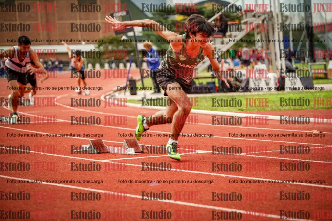 Fotos de los 400 m llanos de varones