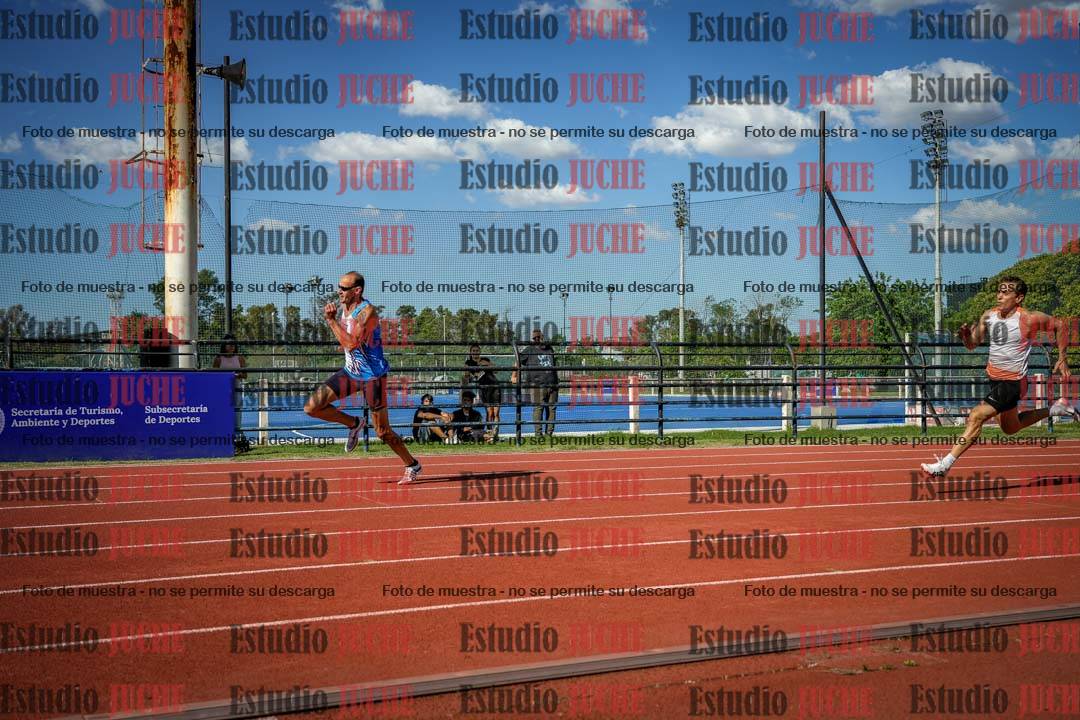 Fotos de los 200 m llanos de varones
