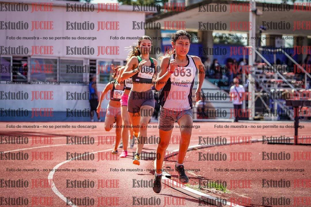 Fotos de los 600 m de mujeres