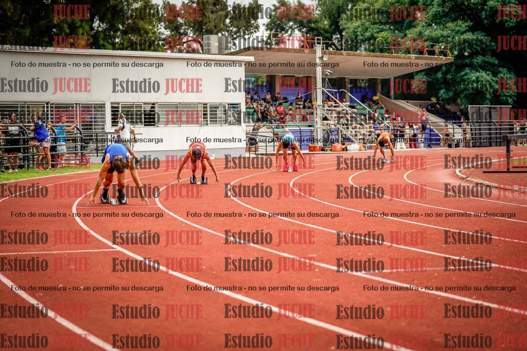 Fotos de los 400 m con vallas de varones
