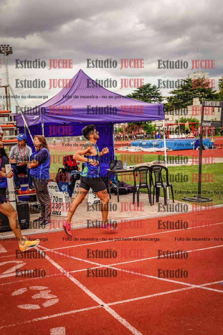 Fotos de los 800 m de varones