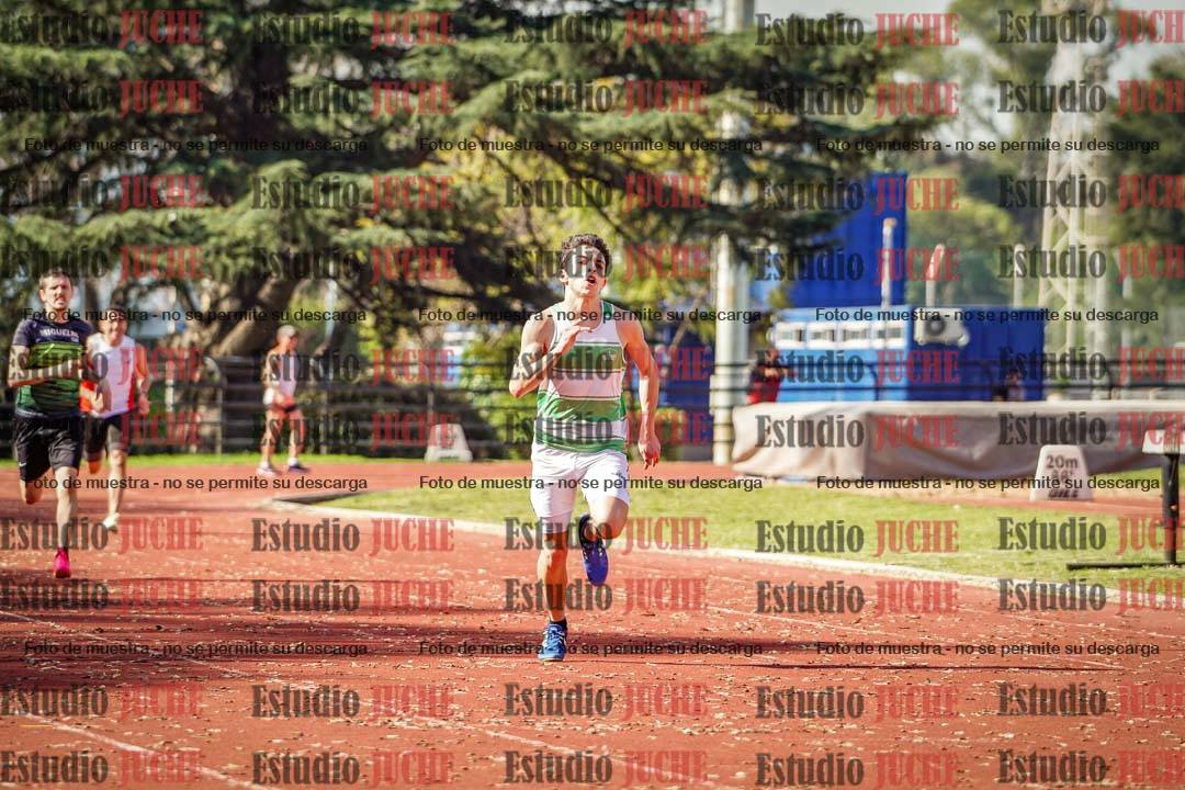 Fotos de los 400 m llanos de varones